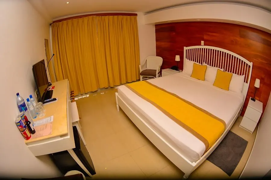 Napolitano Hotel Santo Domingo 3*,
